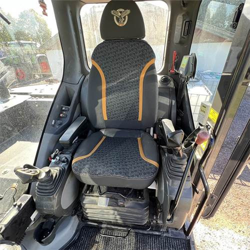 حفارة مصغرة Case CX90D: صور 15 حفارة مصغرة Case CX90D: صور 15