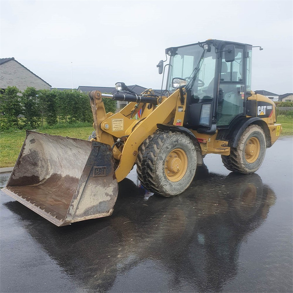 Caterpillar 906 H2 - اللودر بعجل: صور 4 Caterpillar 906 H2 - اللودر بعجل: صور 4
