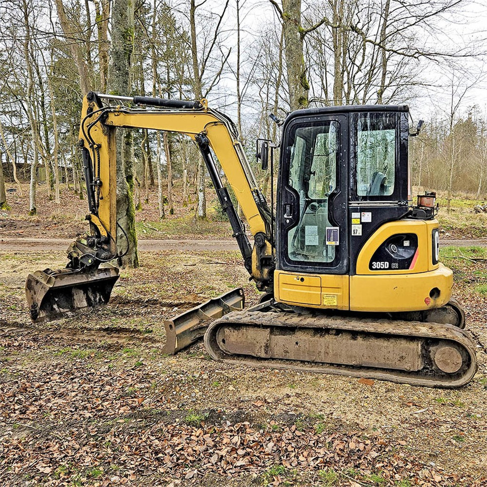 Caterpillar Cat 305D CR - حفارة مصغرة: صور 1 Caterpillar Cat 305D CR - حفارة مصغرة: صور 1