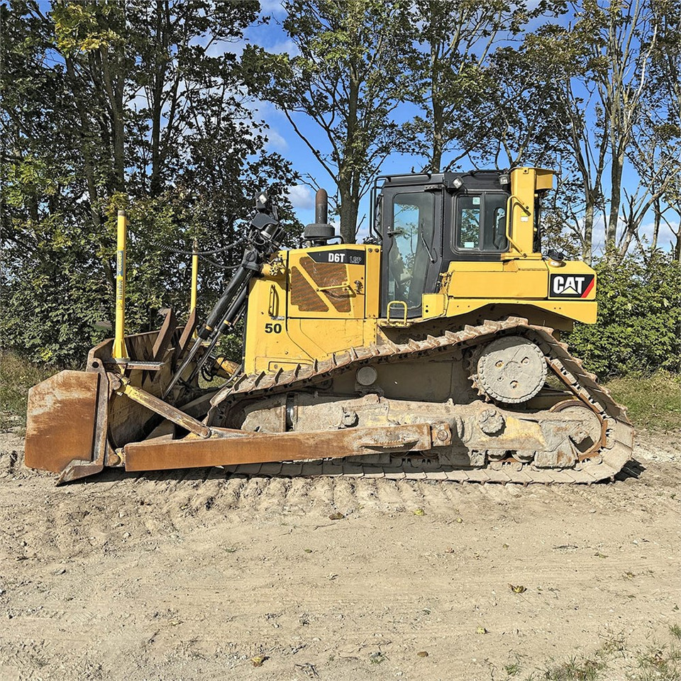 Caterpillar D6T LGP - بلدوزر: صور 3 Caterpillar D6T LGP - بلدوزر: صور 3