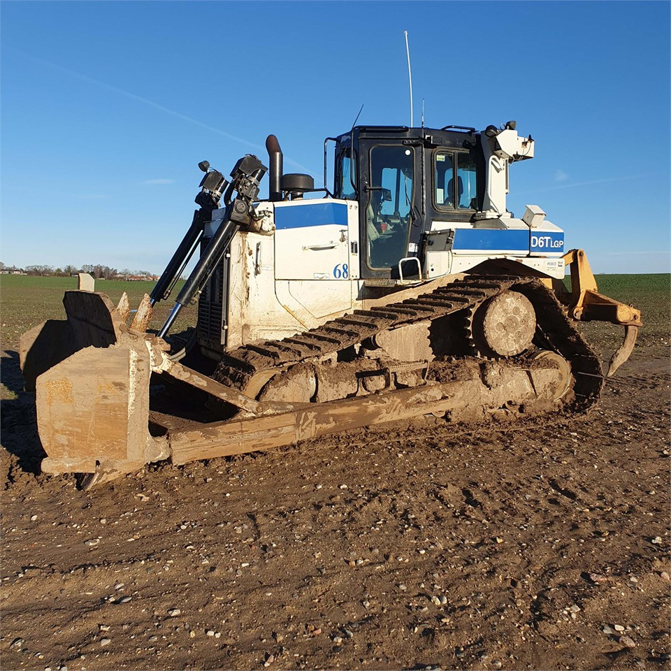 Caterpillar D6T LGP - بلدوزر: صور 1 Caterpillar D6T LGP - بلدوزر: صور 1