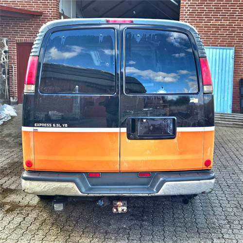 Chevrolet Express Van 2500 - ميكروباص: صور 5 Chevrolet Express Van 2500 - ميكروباص: صور 5