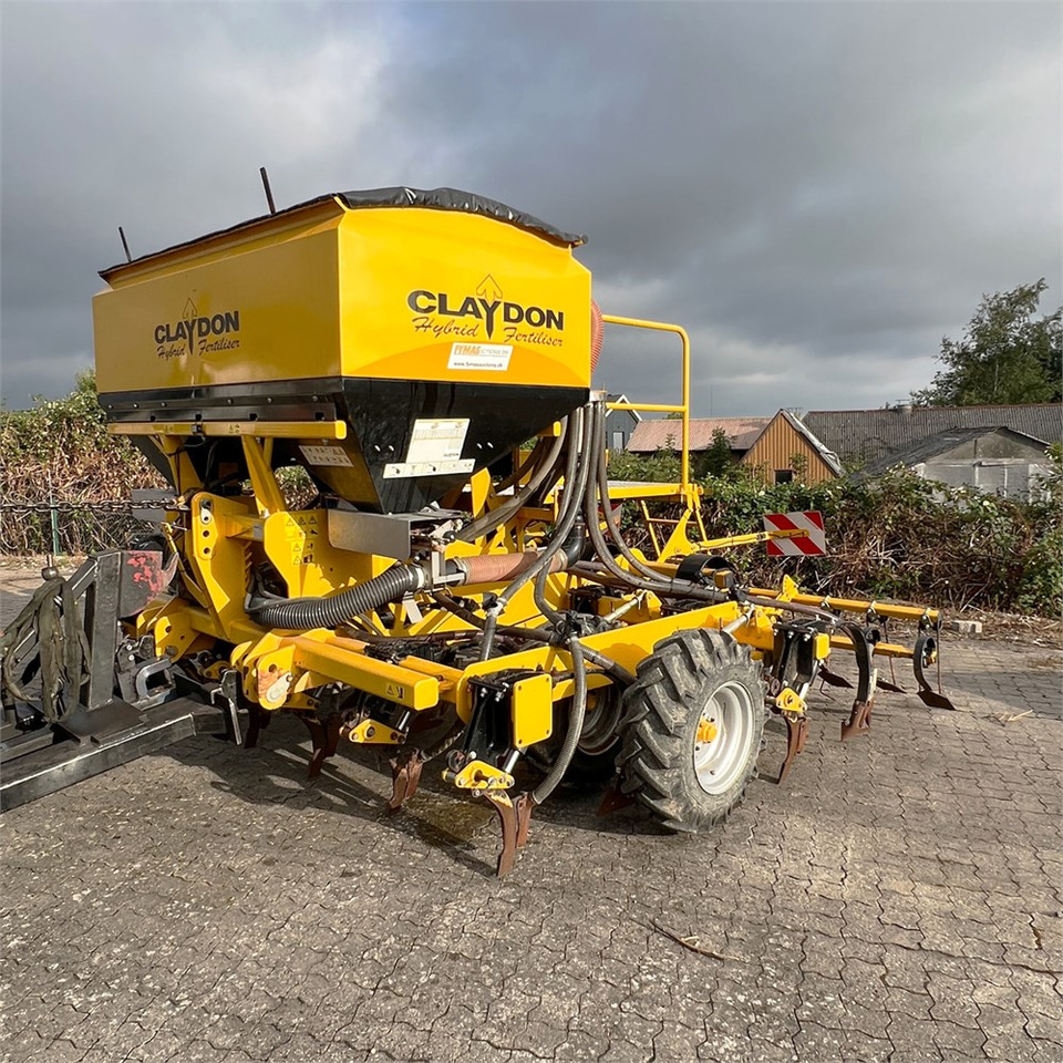 Claydon 4M Hybrid Fert - آلات البذر والغرس والشتل: صور 1 Claydon 4M Hybrid Fert - آلات البذر والغرس والشتل: صور 1