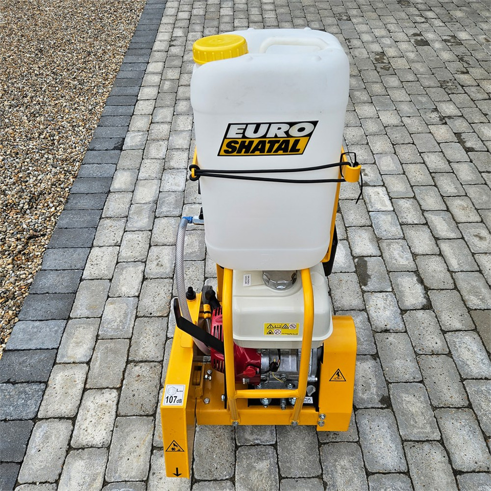 Euro Shatal CS 454M - آلة أسفلت: صور 2 Euro Shatal CS 454M - آلة أسفلت: صور 2
