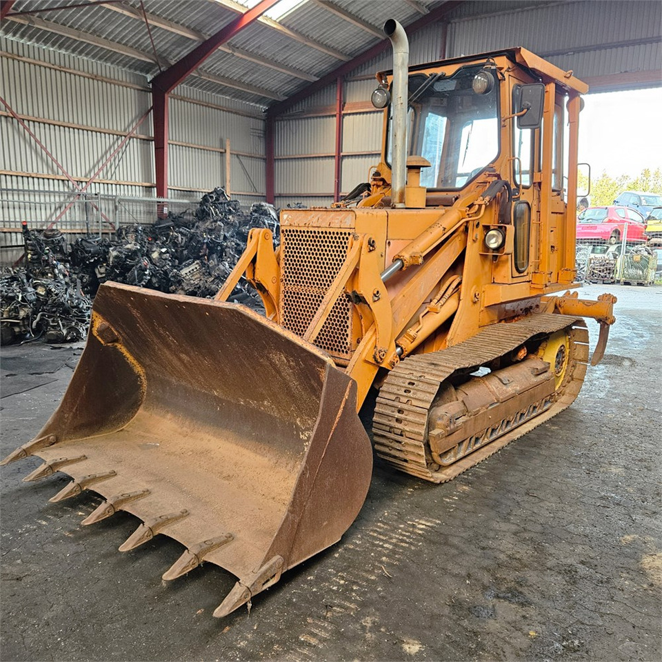 Fiat-Allis 571 FL7 B - اللودر المجنزر: صور 4 Fiat-Allis 571 FL7 B - اللودر المجنزر: صور 4