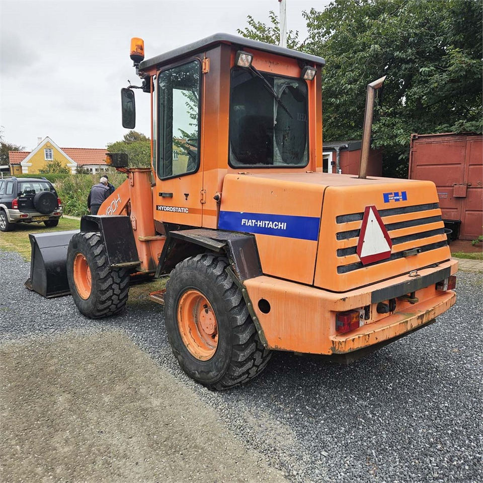 Fiat-Hitachi W80 H - اللودر بعجل: صور 5 Fiat-Hitachi W80 H - اللودر بعجل: صور 5