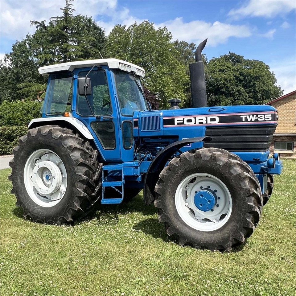 Ford TW 35 - جرار: صور 2 Ford TW 35 - جرار: صور 2