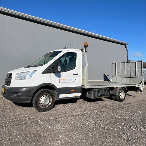 Ford Transit 2.0 Tdci - شاحنات مسطحة: صور 4 Ford Transit 2.0 Tdci - شاحنات مسطحة: صور 4