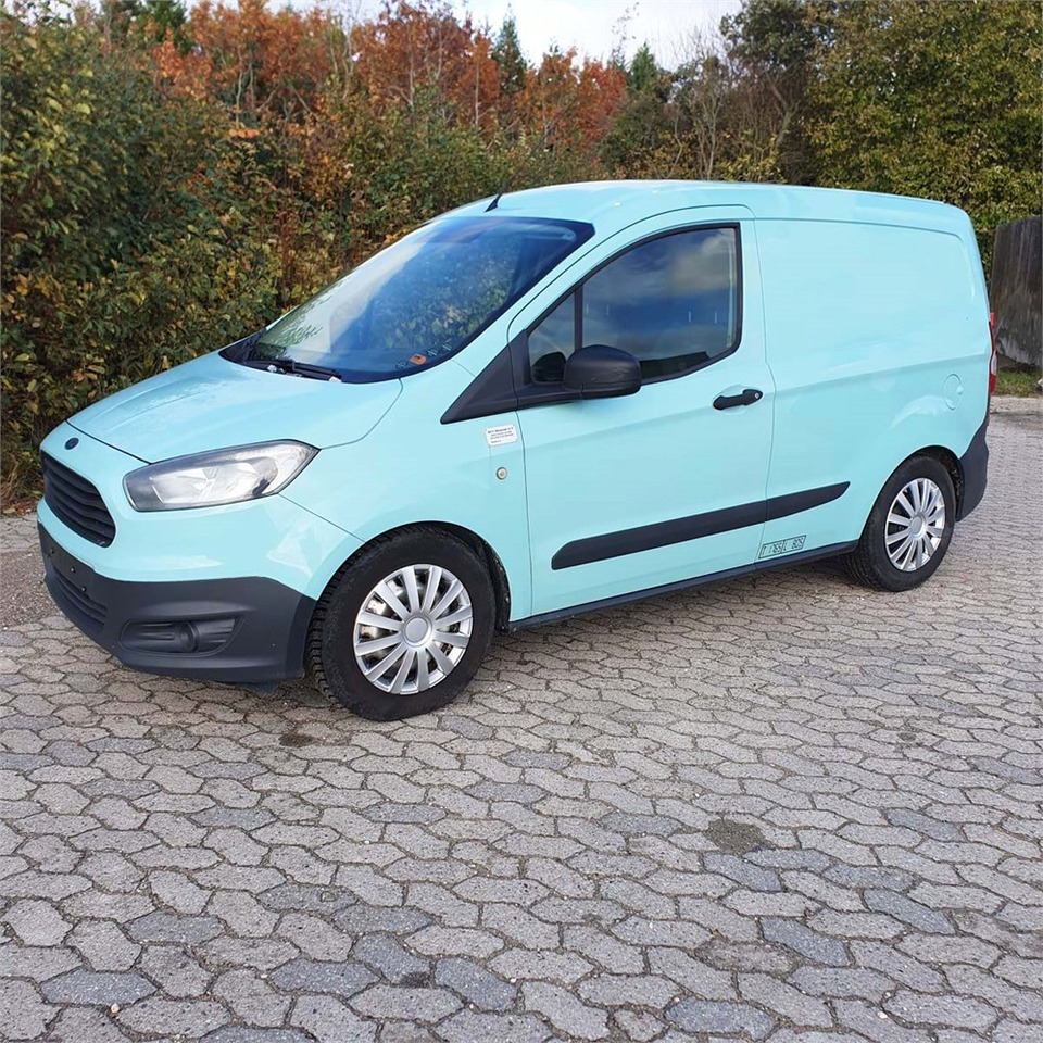 Ford Transit Courier 1,0 Ecoboost - فان المدمجة: صور 1 Ford Transit Courier 1,0 Ecoboost - فان المدمجة: صور 1