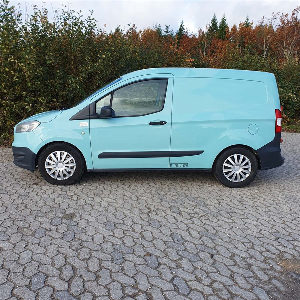 Ford Transit Courier 1,0 Ecoboost - فان المدمجة: صور 3 Ford Transit Courier 1,0 Ecoboost - فان المدمجة: صور 3