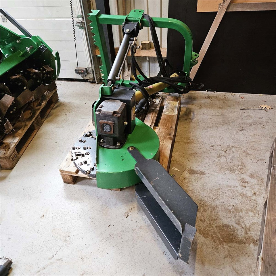 GEO Mower pro 24 - جلاخات أجذال الشجر: صور 1 GEO Mower pro 24 - جلاخات أجذال الشجر: صور 1