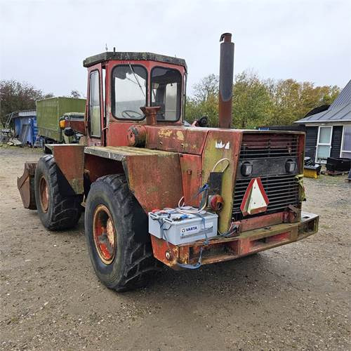 Hanomag 44 D - اللودر بعجل: صور 5 Hanomag 44 D - اللودر بعجل: صور 5