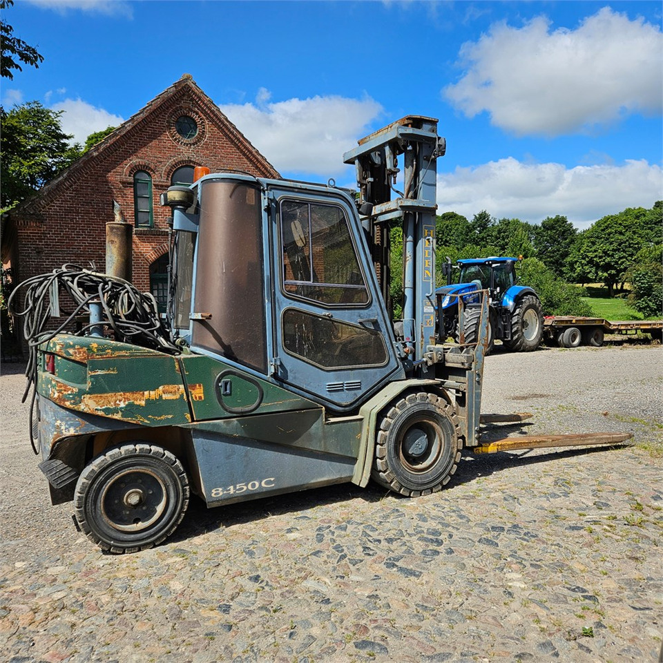 Heden 8450 C - رافعة شوكية: صور 1 Heden 8450 C - رافعة شوكية: صور 1