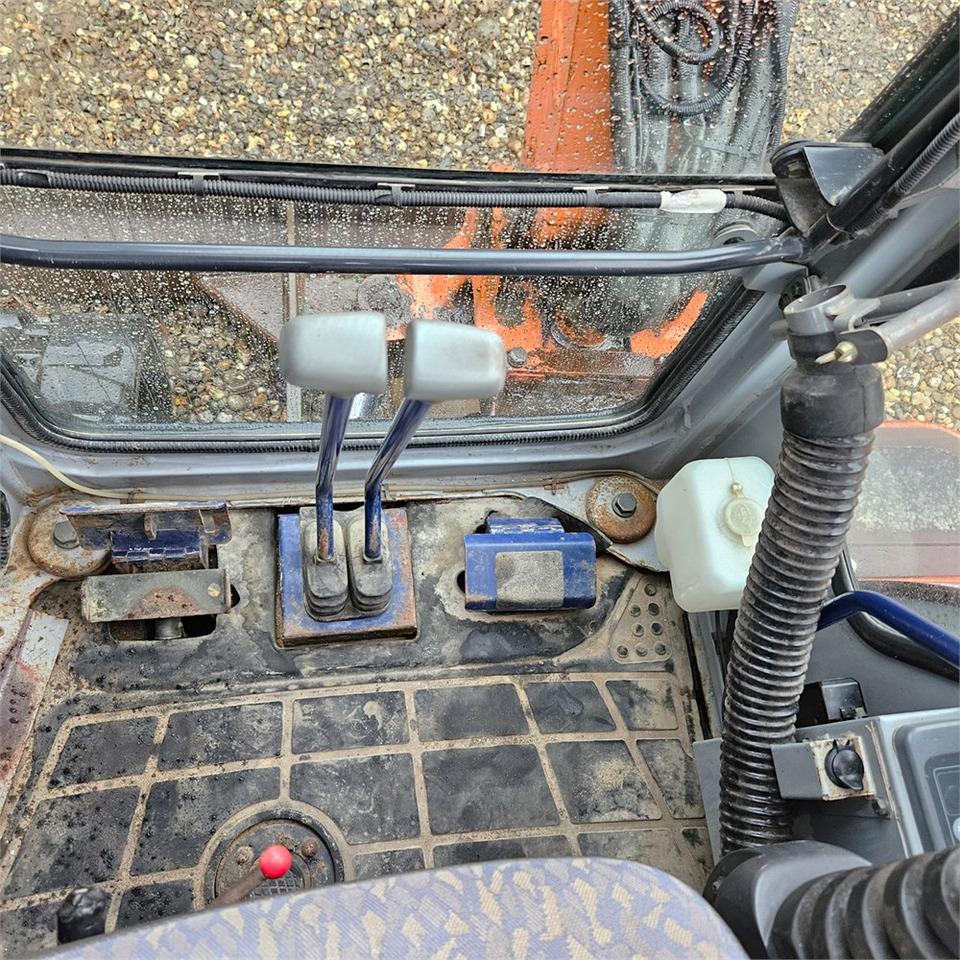 حفارة مصغرة Hitachi FH50 U: صور 13