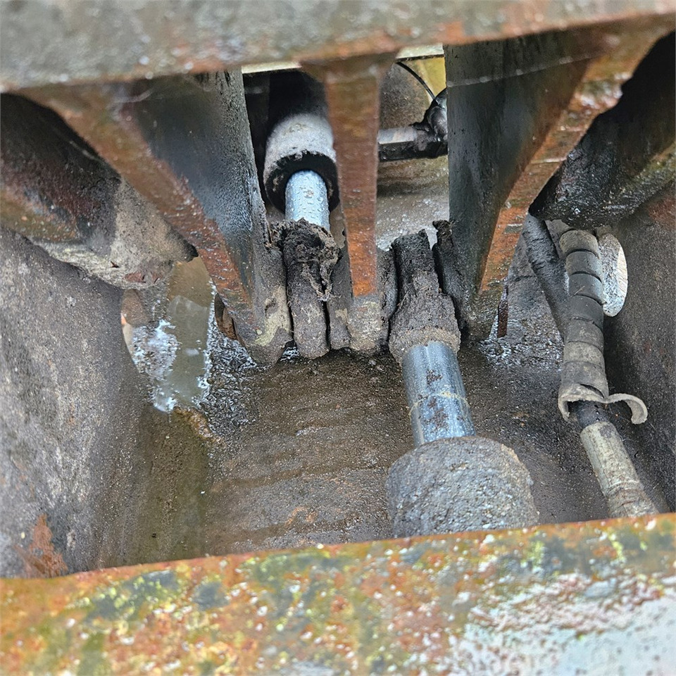 حفارة مصغرة Hitachi FH50 U: صور 20