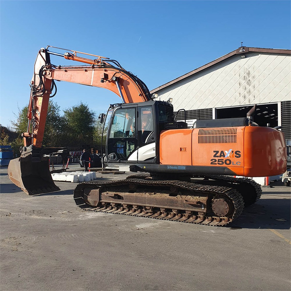 Hitachi Hitachi ZX250 LC-5B - حفارات زحافة: صور 2 Hitachi Hitachi ZX250 LC-5B - حفارات زحافة: صور 2