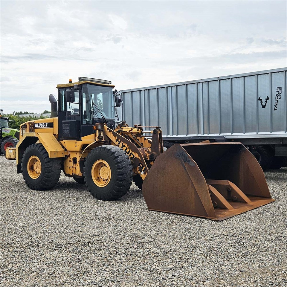 Hyundai HL740-7 - اللودر بعجل: صور 1 Hyundai HL740-7 - اللودر بعجل: صور 1