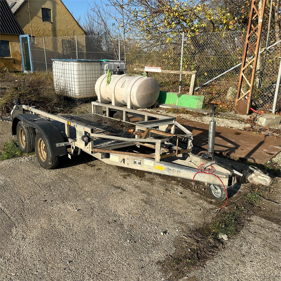 Ifor Williams 4 - مقطورات السيارات: صور 1 Ifor Williams 4 - مقطورات السيارات: صور 1