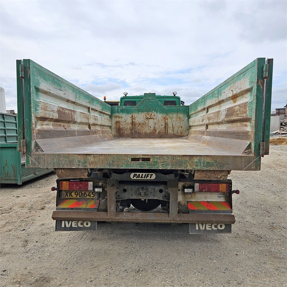 Iveco 160 E25 - شاحنة ذات الخطاف: صور 4 Iveco 160 E25 - شاحنة ذات الخطاف: صور 4