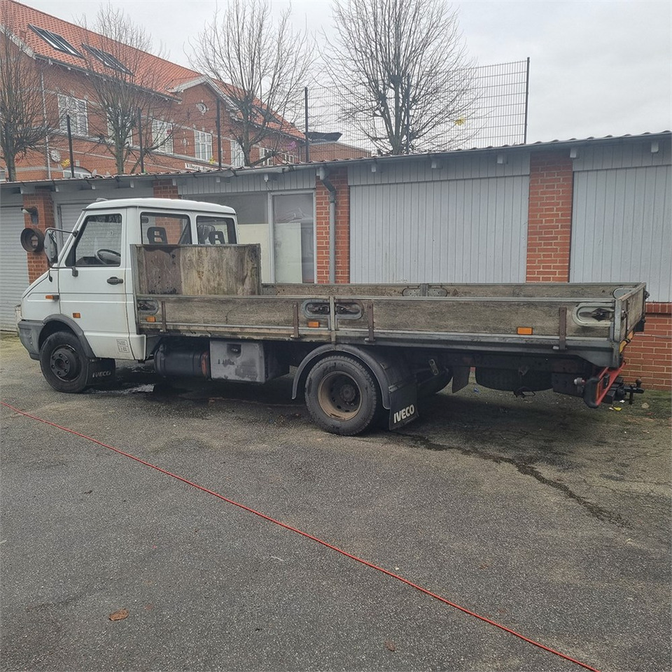 Iveco Daily 50C13, 2,8 TD - شاحنات مسطحة: صور 5 Iveco Daily 50C13, 2,8 TD - شاحنات مسطحة: صور 5