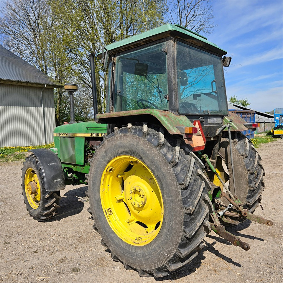 John Deere 3040 - جرار: صور 3 John Deere 3040 - جرار: صور 3