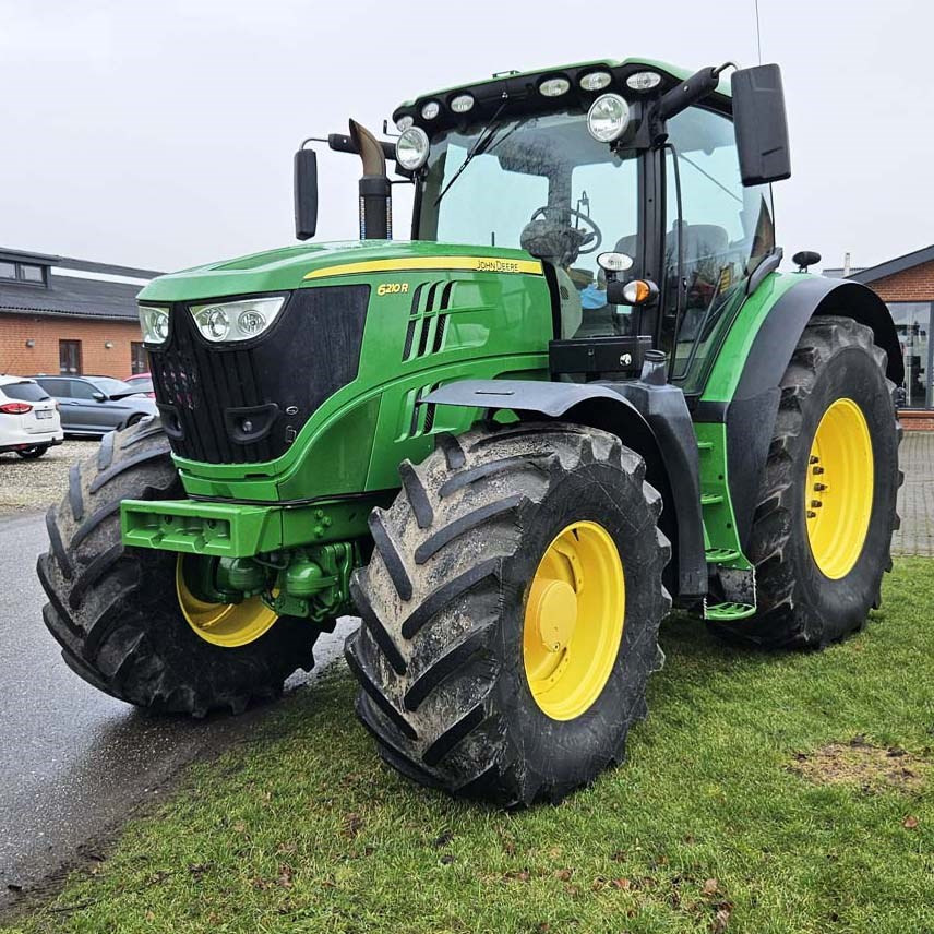 John Deere 6210 R - جرار: صور 3 John Deere 6210 R - جرار: صور 3