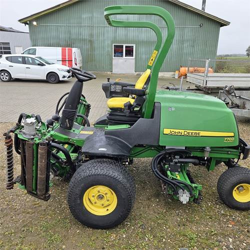 John Deere 7700 Precisioncut - جزازة المروج: صور 5 John Deere 7700 Precisioncut - جزازة المروج: صور 5