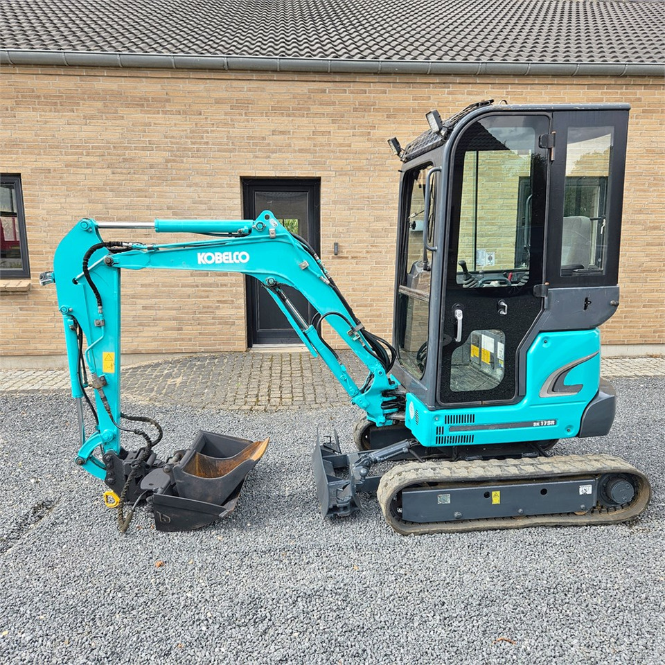Kobelco SK17 SR-3 - حفارة مصغرة: صور 1 Kobelco SK17 SR-3 - حفارة مصغرة: صور 1