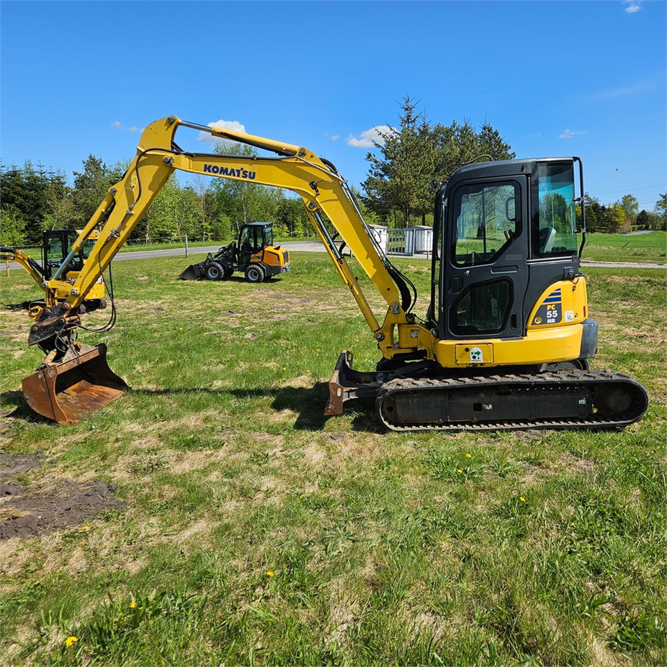 Komatsu PC 55 MR-3 - حفارة مصغرة: صور 1 Komatsu PC 55 MR-3 - حفارة مصغرة: صور 1