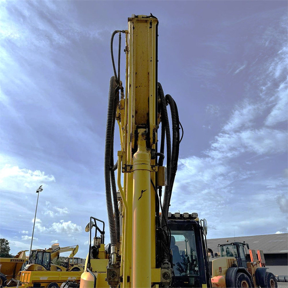 حفارات زحافة Komatsu PC138US: صور 33