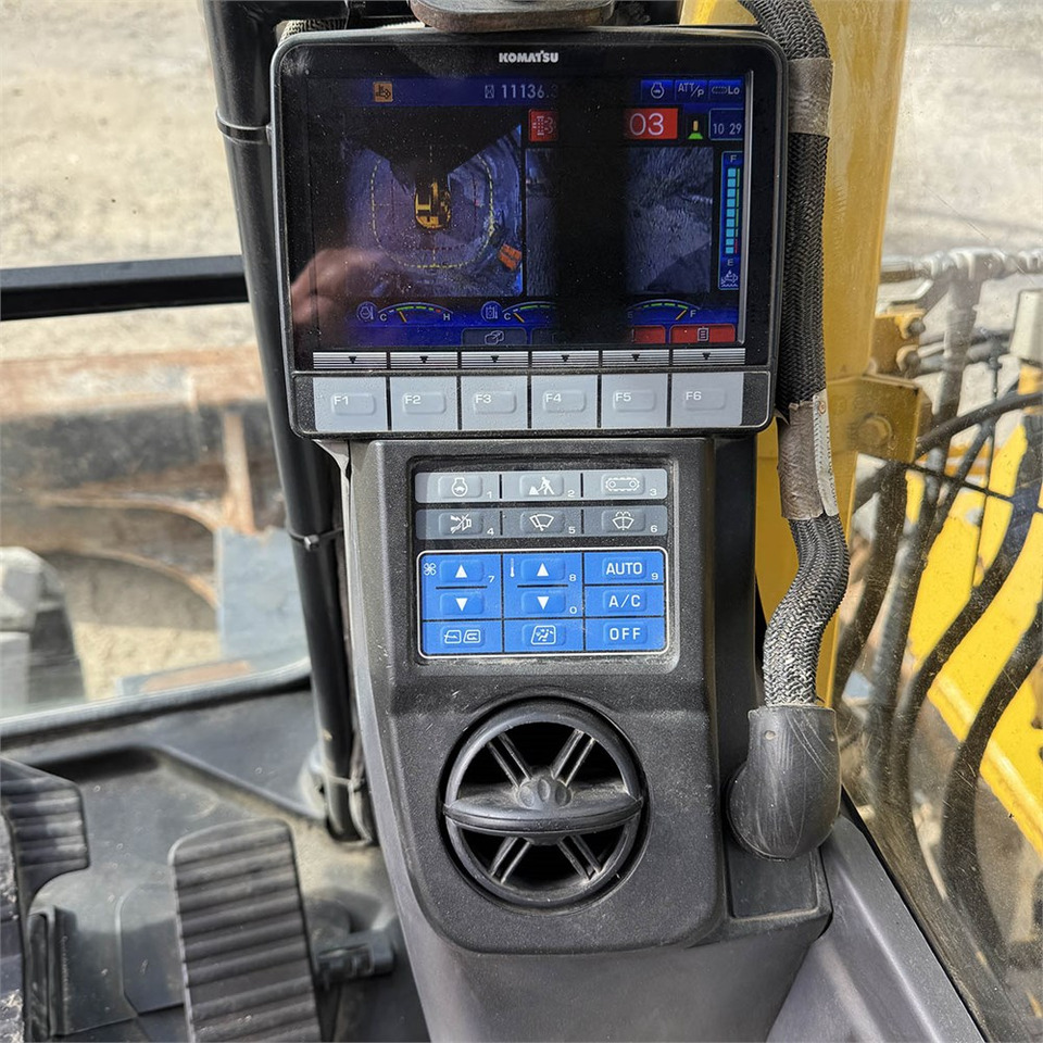 حفارات زحافة Komatsu PC138US: صور 13
