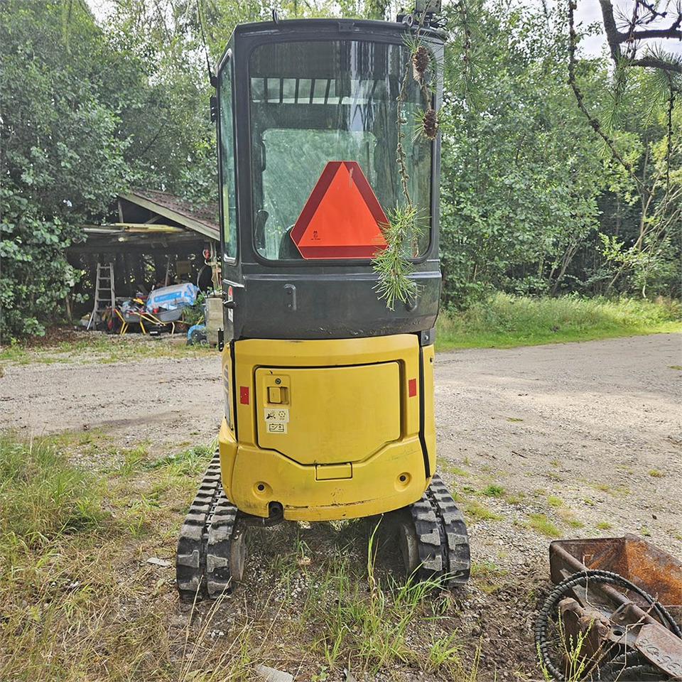 Komatsu PC16 R-3HS - حفارة مصغرة: صور 4 Komatsu PC16 R-3HS - حفارة مصغرة: صور 4