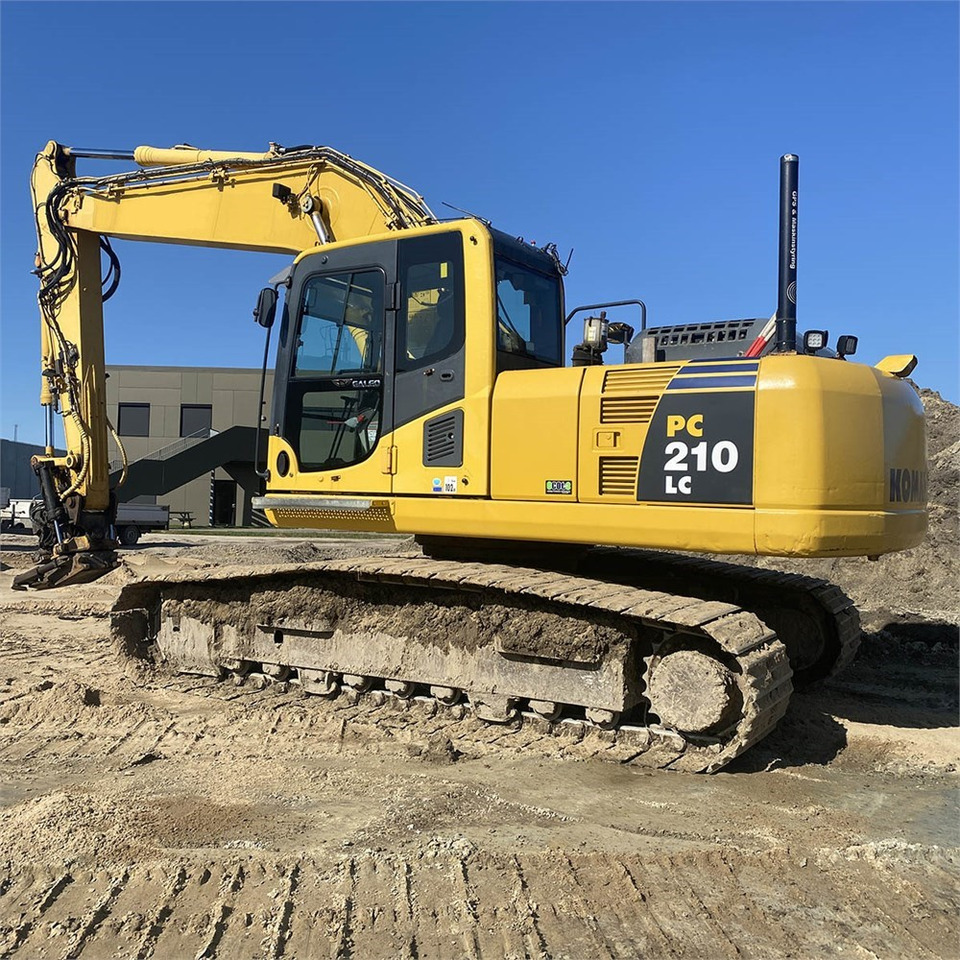 Komatsu PC210 LC-8K - حفارات زحافة: صور 3 Komatsu PC210 LC-8K - حفارات زحافة: صور 3