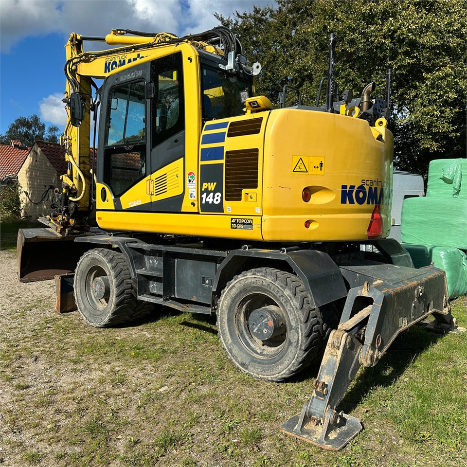 Komatsu PW148-11 - حفارة على عجلات: صور 4 Komatsu PW148-11 - حفارة على عجلات: صور 4
