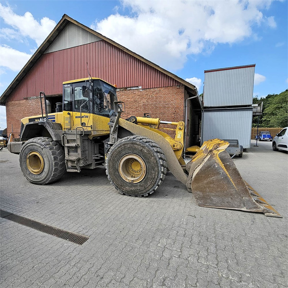 Komatsu WA400 - 5H - اللودر بعجل: صور 1 Komatsu WA400 - 5H - اللودر بعجل: صور 1