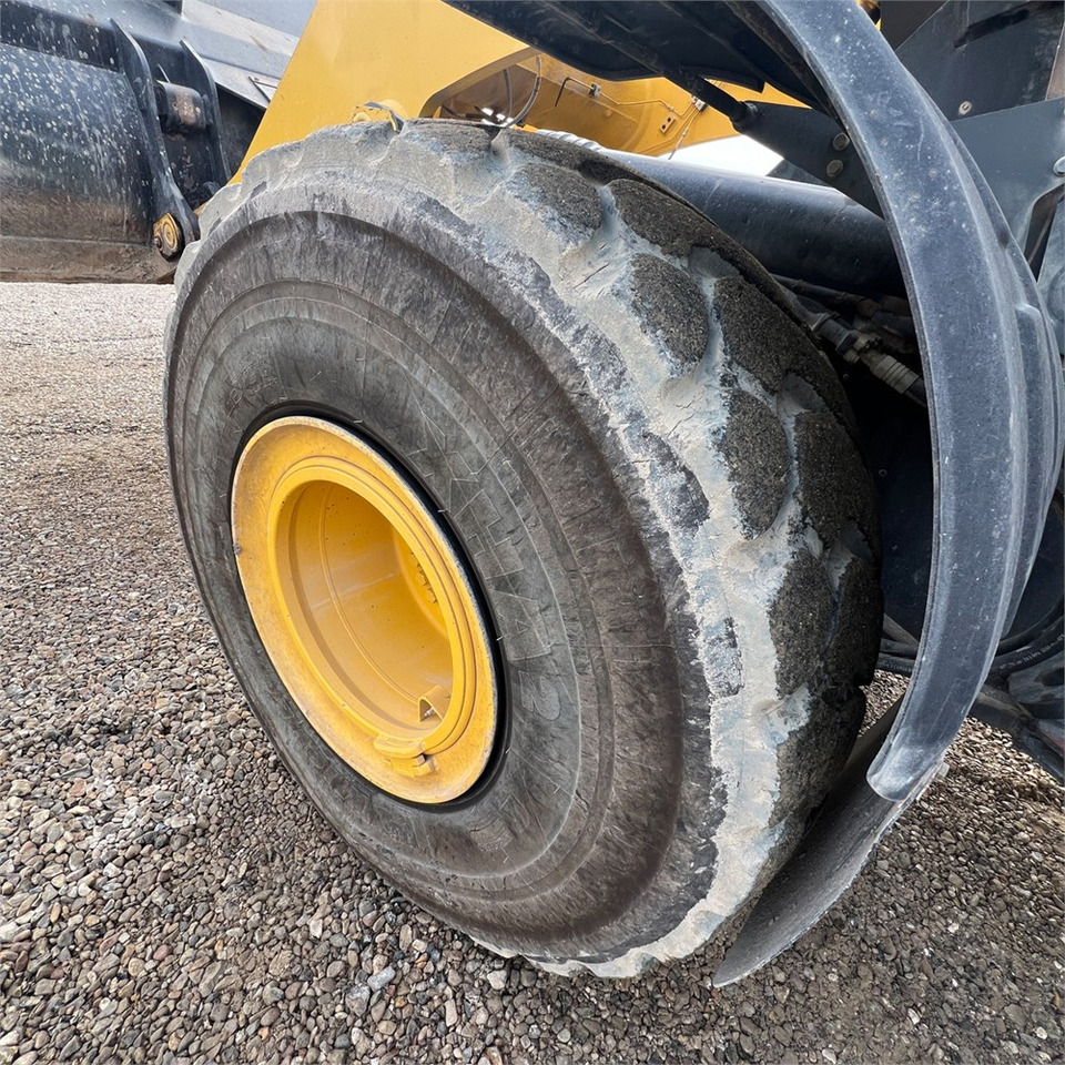 اللودر بعجل Komatsu WA480-8: صور 40