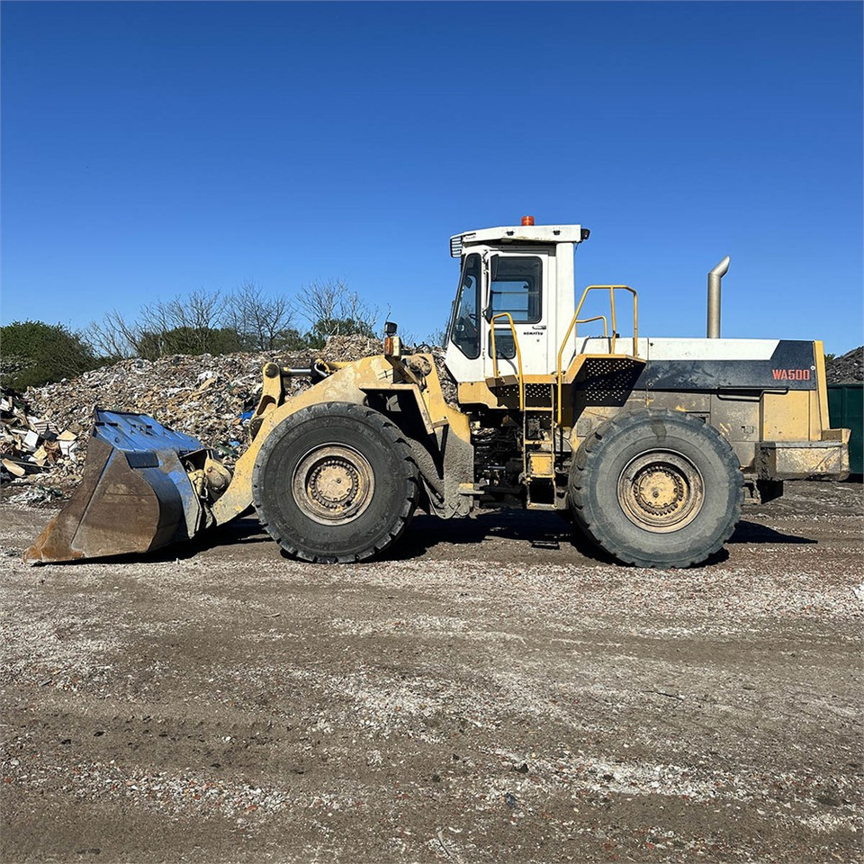 Komatsu WA500-1 - اللودر بعجل: صور 3 Komatsu WA500-1 - اللودر بعجل: صور 3
