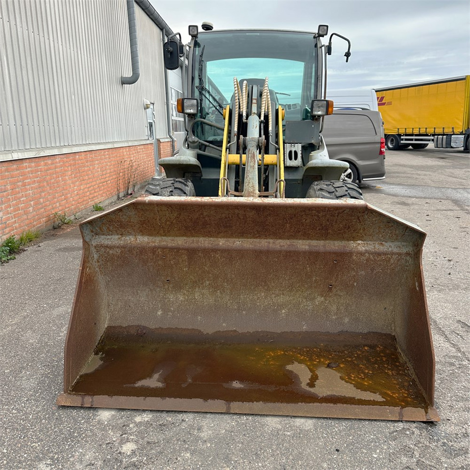 Kramer 380 - اللودر بعجل: صور 4 Kramer 380 - اللودر بعجل: صور 4