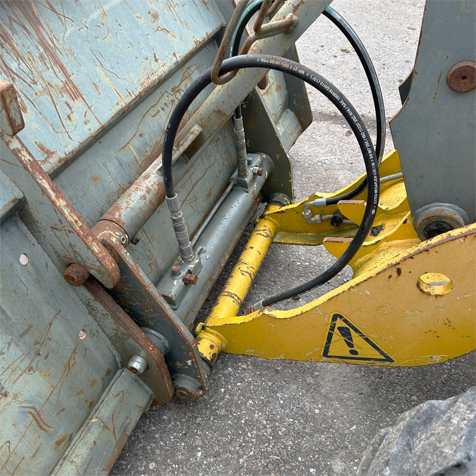 Kramer 380 إيجار Kramer 380: صور 32 Kramer 380 إيجار Kramer 380: صور 32