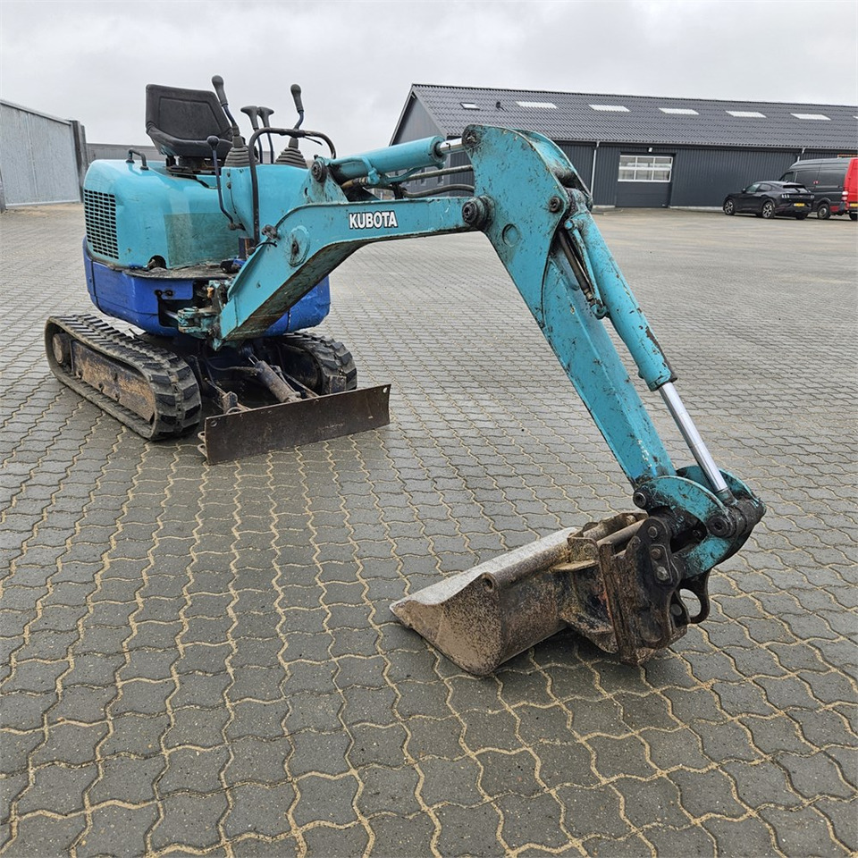 Kubota U-10 - حفارة مصغرة: صور 3 Kubota U-10 - حفارة مصغرة: صور 3