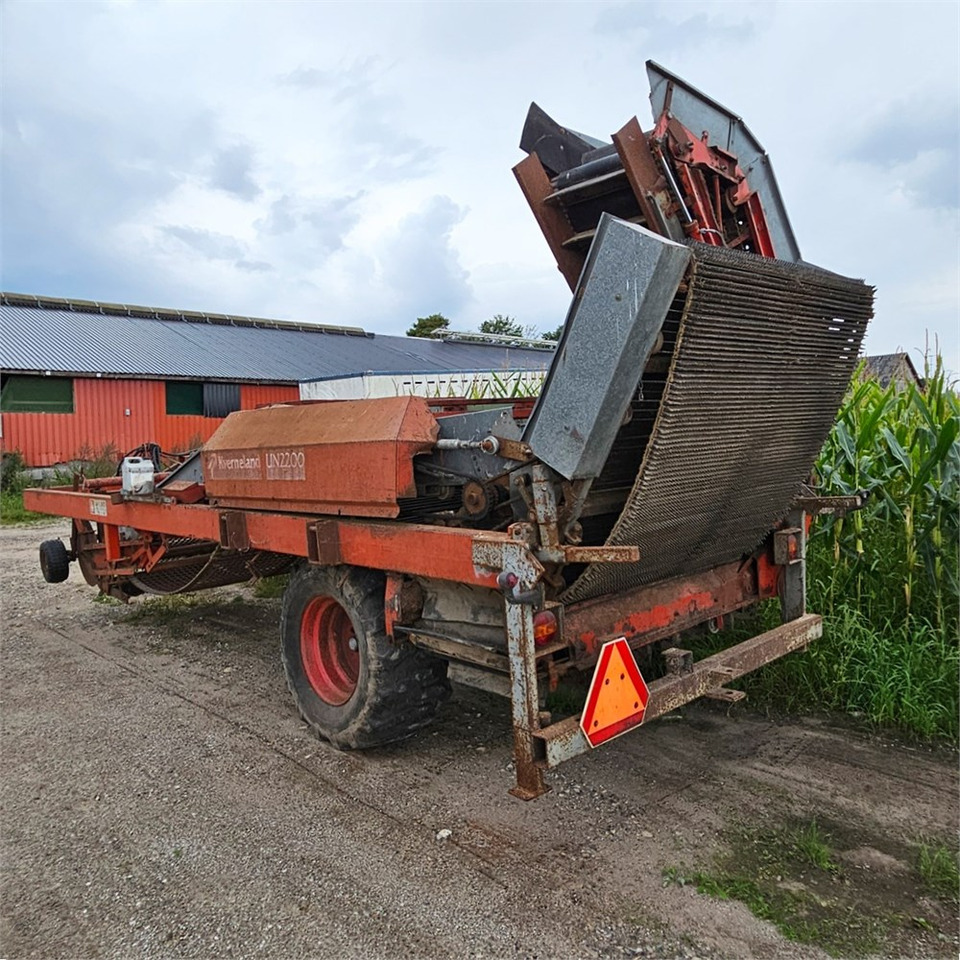 Kverneland UN 2200 - حصادة البطاطس: صور 1 Kverneland UN 2200 - حصادة البطاطس: صور 1