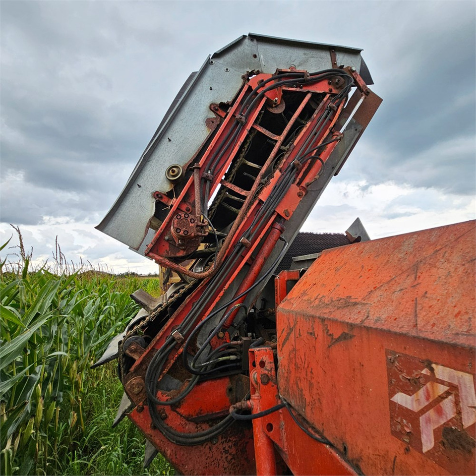Kverneland UN 2200 - حصادة البطاطس: صور 5 Kverneland UN 2200 - حصادة البطاطس: صور 5