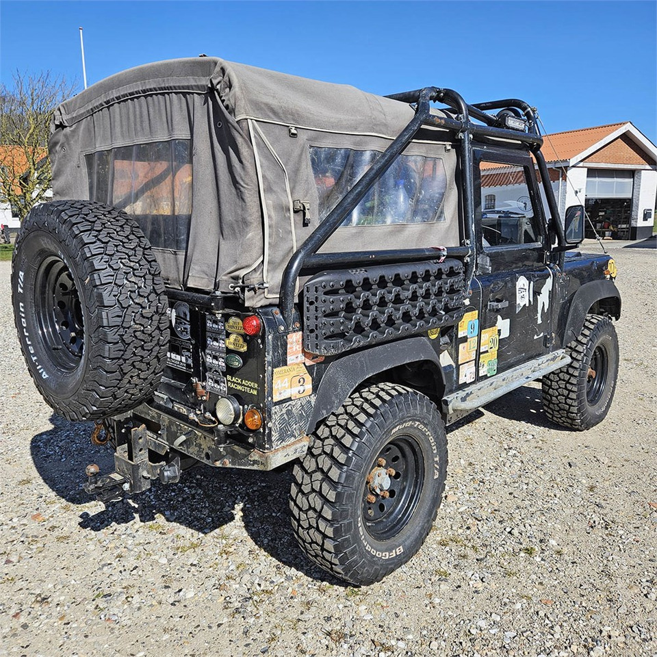 Land Rover Defender 90 - سيارة: صور 4 Land Rover Defender 90 - سيارة: صور 4