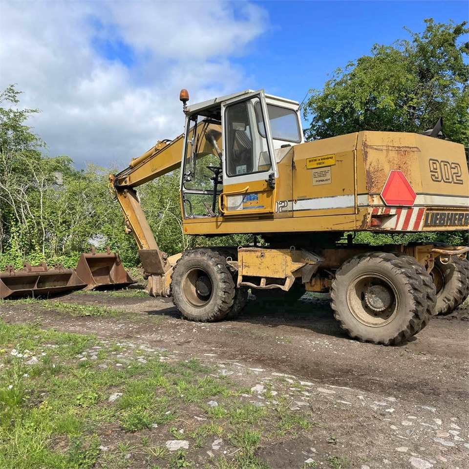 Liebherr A 902 - حفارة على عجلات: صور 4 Liebherr A 902 - حفارة على عجلات: صور 4