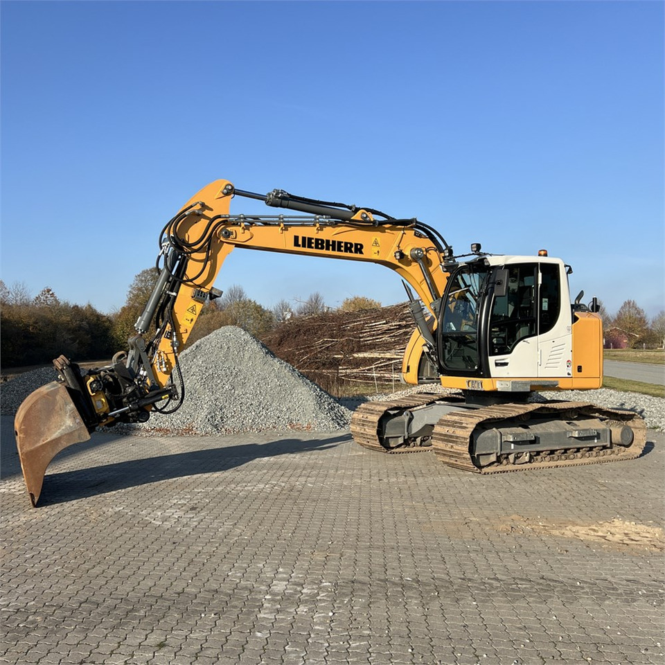 Liebherr R914 Compact S - حفارات زحافة: صور 3 Liebherr R914 Compact S - حفارات زحافة: صور 3