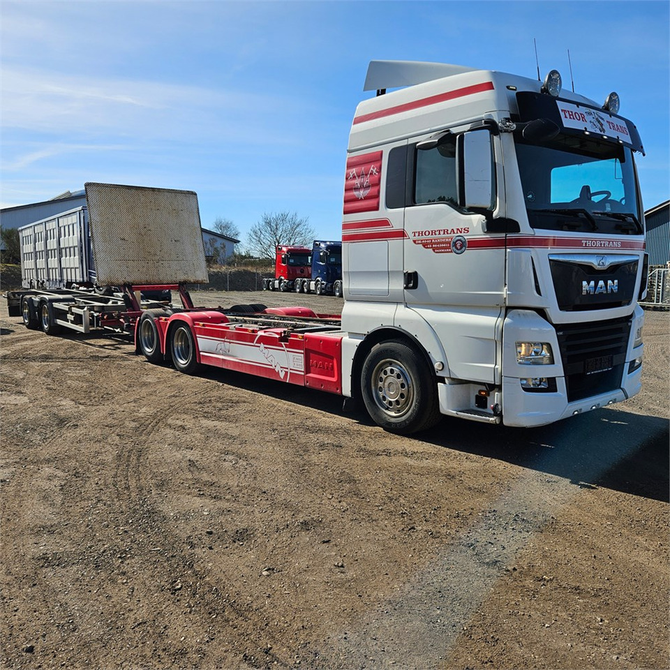 MAN TGX - شاحنات الحاويات / جسم علوي قابل للتغيير شاحنة: صور 1 MAN TGX - شاحنات الحاويات / جسم علوي قابل للتغيير شاحنة: صور 1