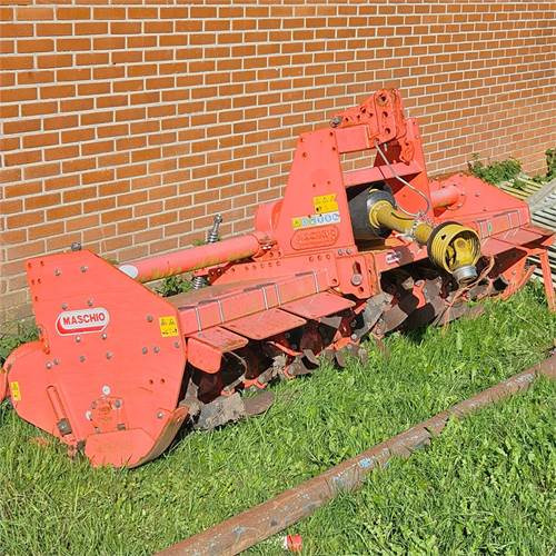 Maschio Fresa C 300 - محراث الدوار: صور 2 Maschio Fresa C 300 - محراث الدوار: صور 2