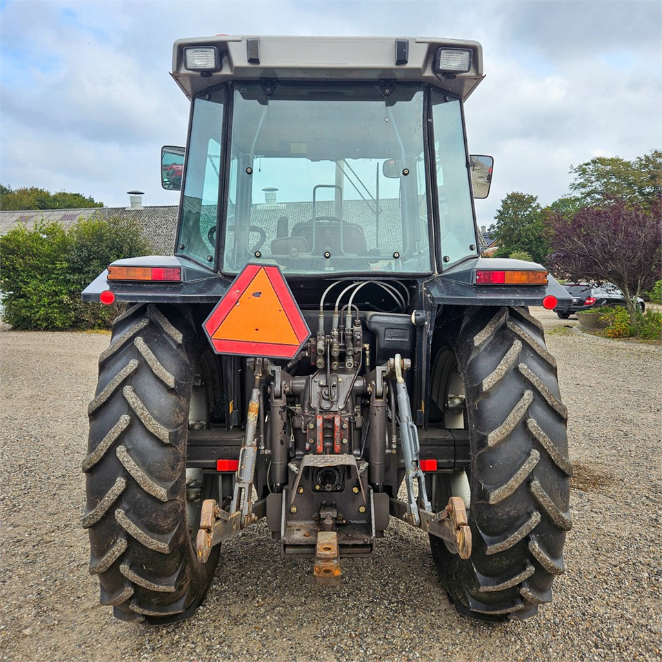 Massey Ferguson 3060 - جرار: صور 4 Massey Ferguson 3060 - جرار: صور 4