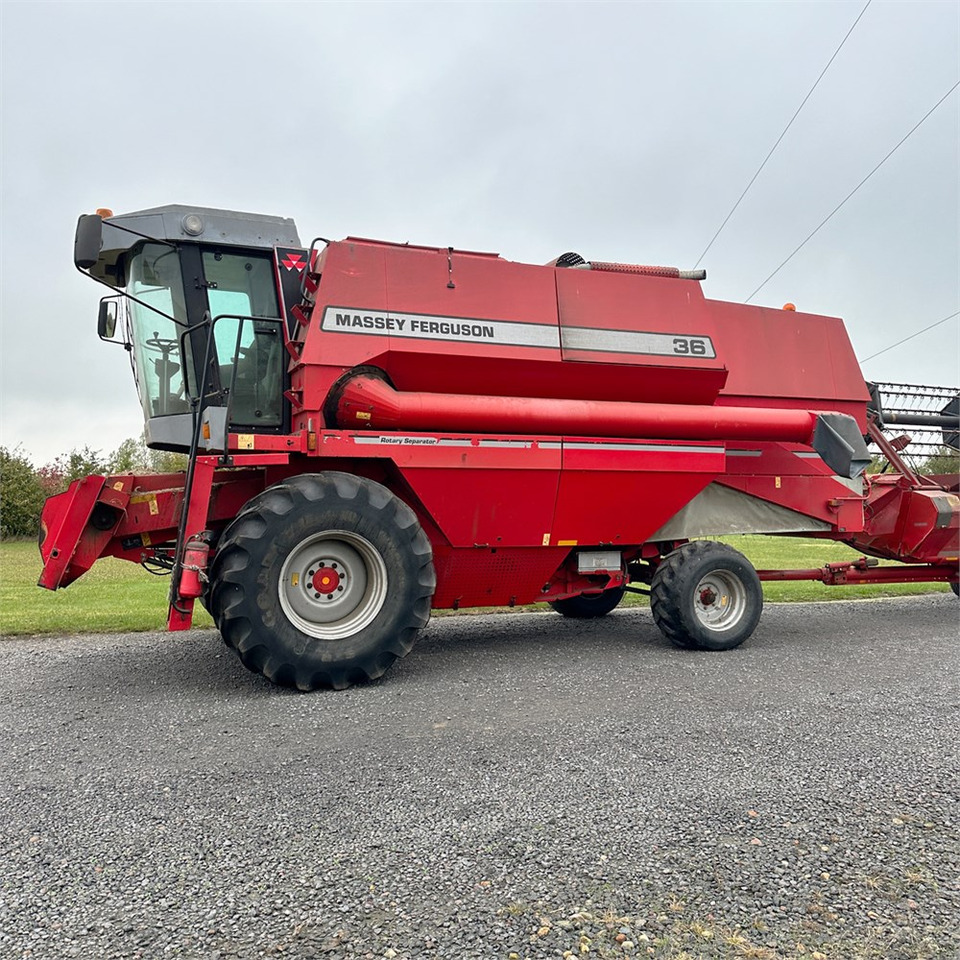 Massey Ferguson 36 - آلة حصاد: صور 2 Massey Ferguson 36 - آلة حصاد: صور 2