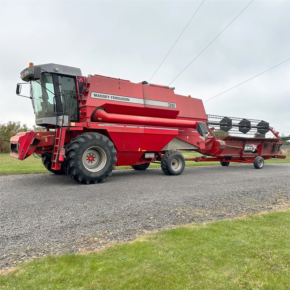 Massey Ferguson 36 - آلة حصاد: صور 1 Massey Ferguson 36 - آلة حصاد: صور 1